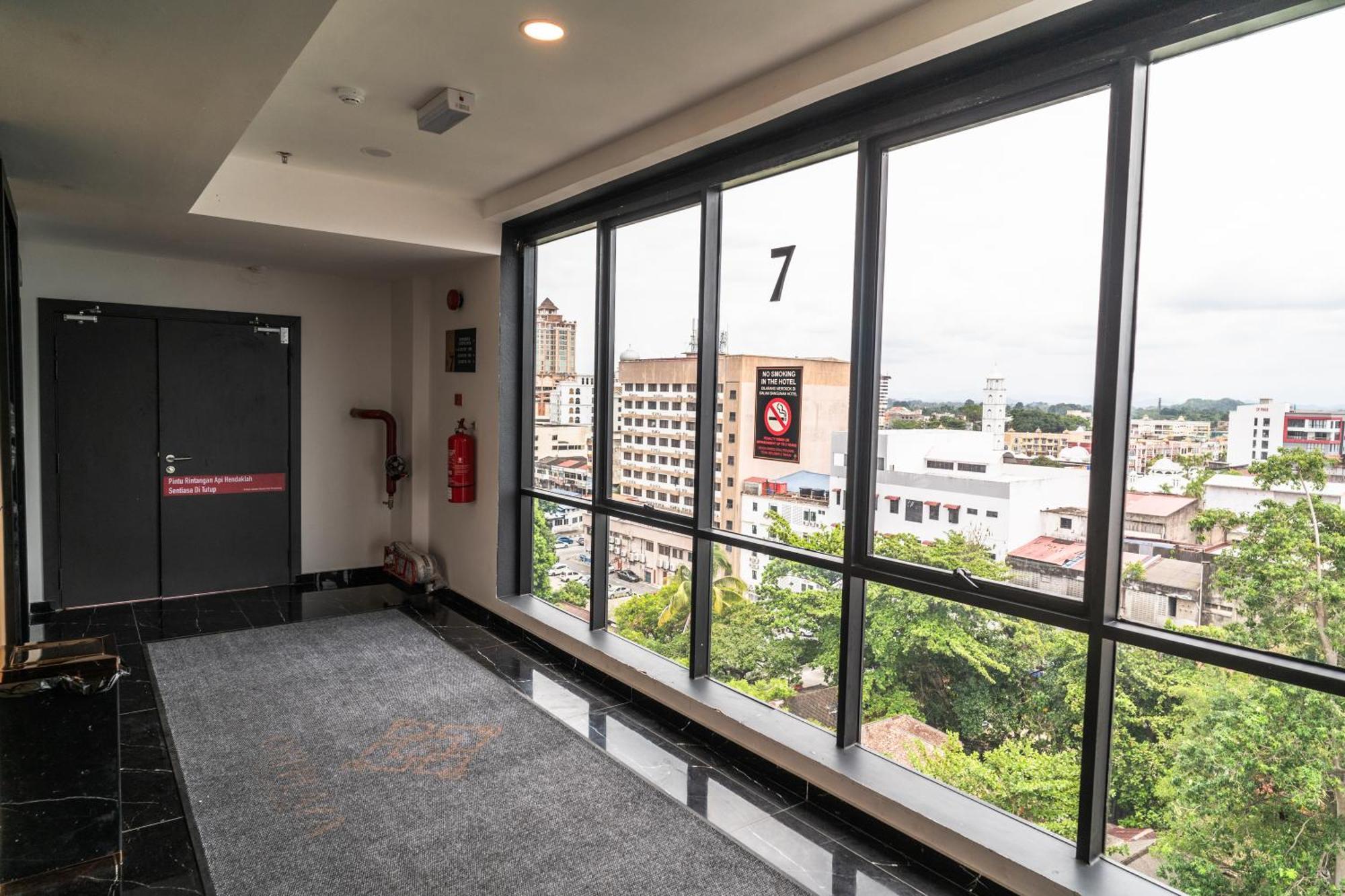 Dj Citi Plaza Hotel & Suites Kuala Terengganu Luaran gambar